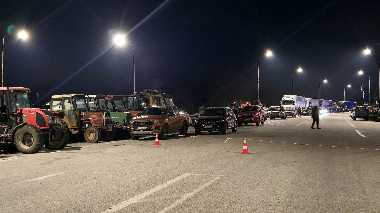 Хаос по границата с Гърция - кои пунктове са затворени и кои работят