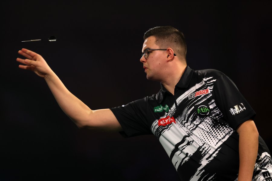 Люк Хъмфрис Джан Ван Веен1