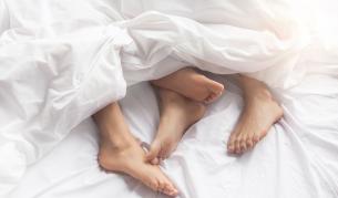 Какво означава да си „хетерофлексибилен“ – най-бързо развиващата се сексуалност на 2025 г.