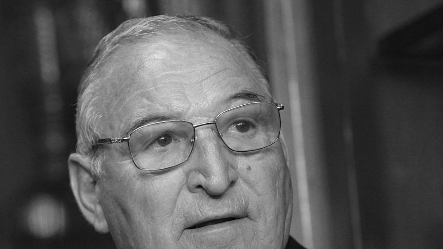 Поклонението пред Димитър Пенев ще бъде в понеделник