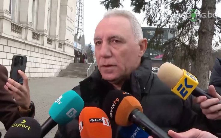 Христо Стоичков през сълзи: Пенев ми беше треньор, баща, приятел