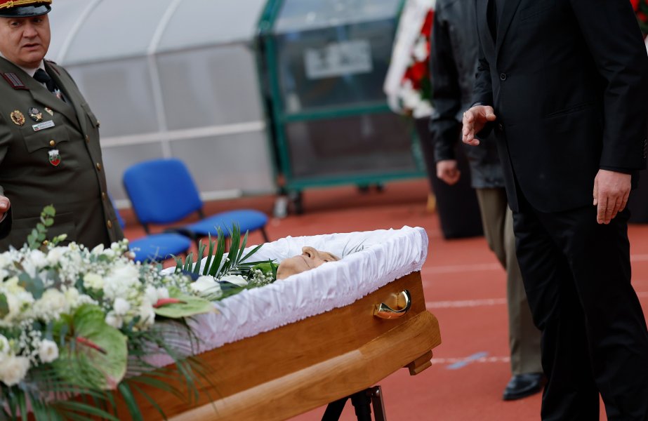 Поклонение пред Димитър Пенев1