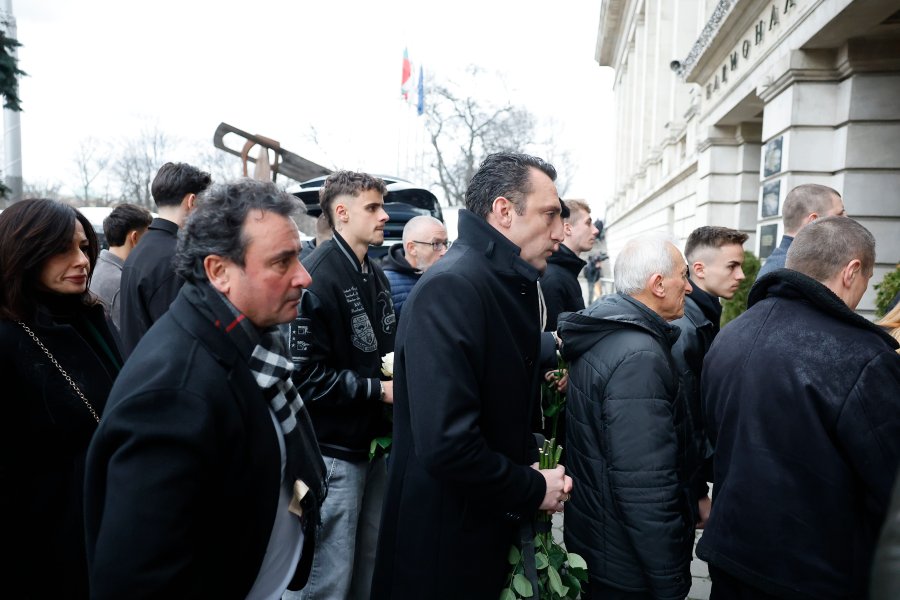 Поклонение пред Димитър Пенев1