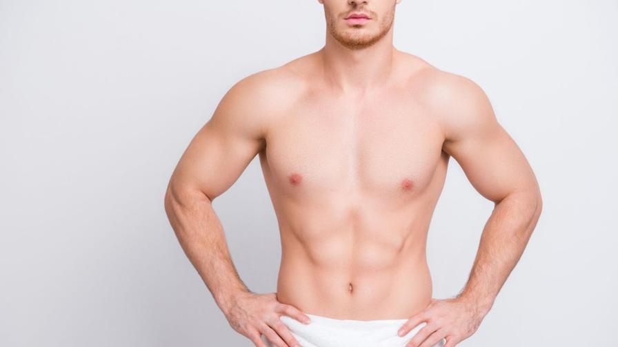 Арестуваха мъж, облечен само с покривка за маса и чехли (СНИМКИ)