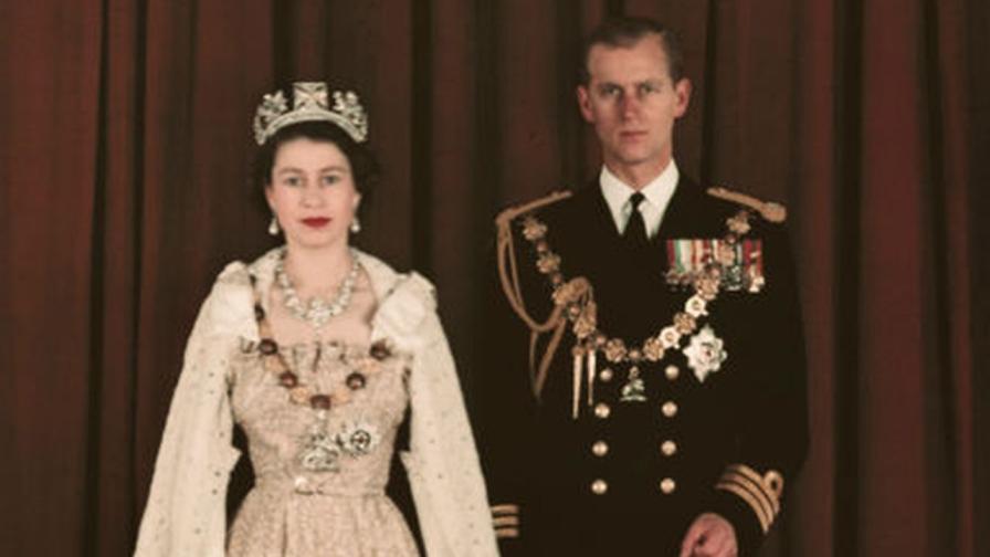 Хвърляне на обувки и скандали: Вътре в бурния брак на кралица Елизабет II и принц Филип