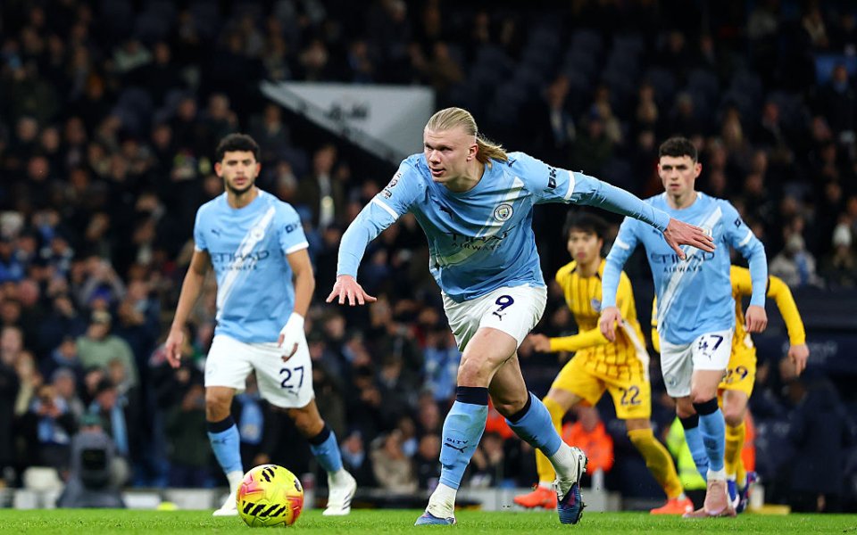 Ман Сити направи грешна крачка по пътя към титлата