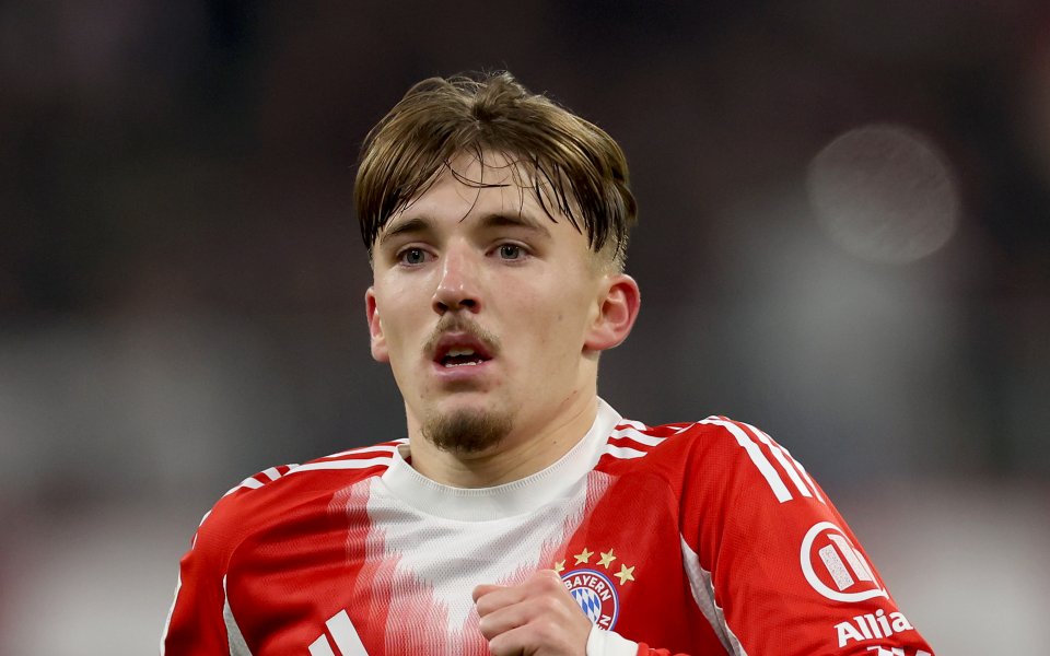 Байерн Мюнхен привлича 14-годишния брат на новата си звезда