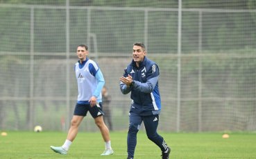 Левски тренира тактика и физика в Турция