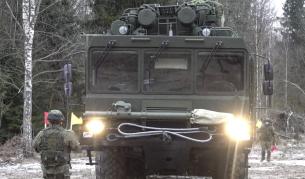 <p>Русия удари Украйна с хиперзвукова&nbsp;ракета "Орешник"</p>