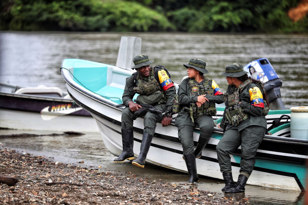 Лидерът на ФАРК  призовава за единство срещу американския интервенционизъм