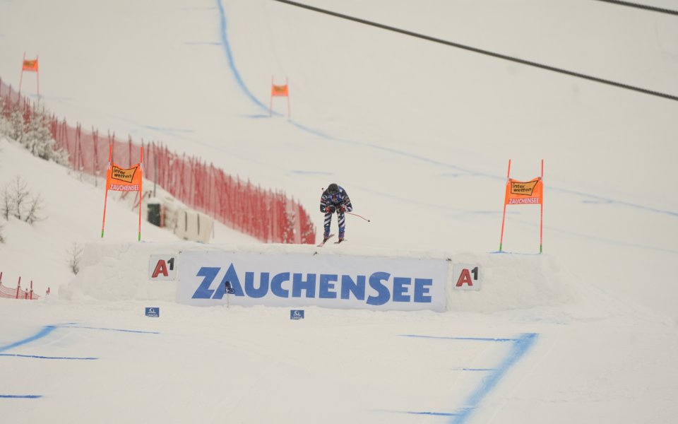 Супергигантският слалом за жени в Цаухензее беше отменен