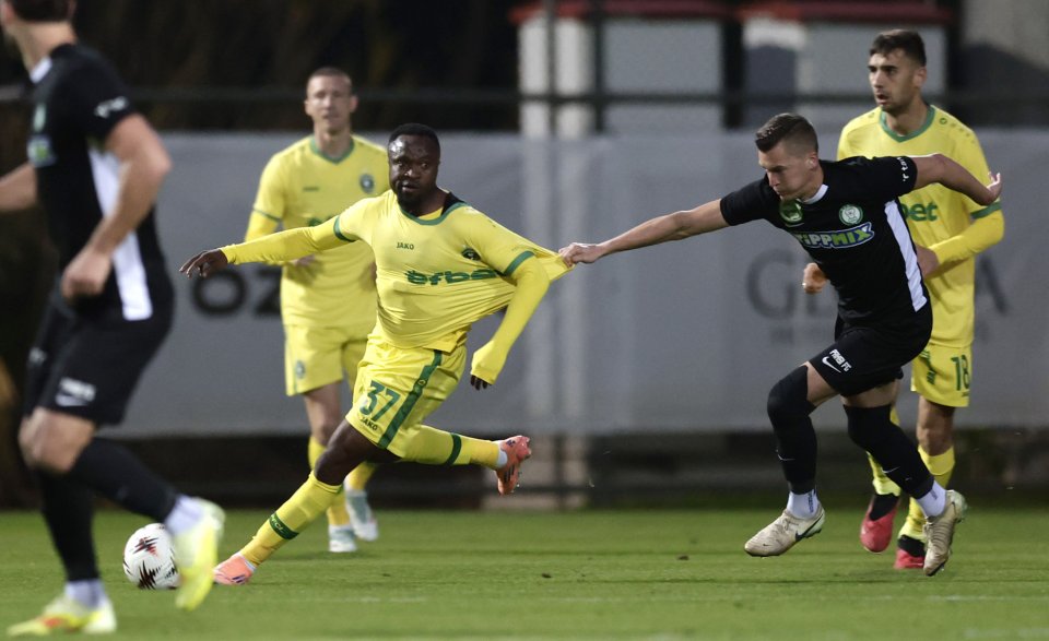 Лудогорец Пакш1