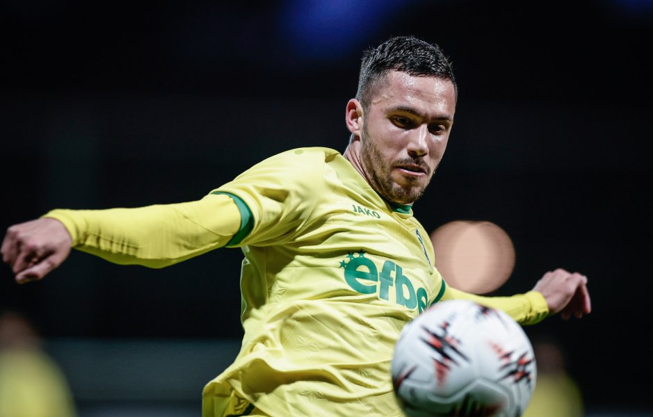 Лудогорец Пакш1