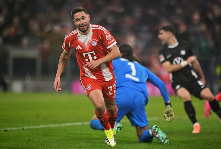 Байерн Мюнхен Волфсбург1