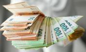 Заплатите растат, но инфлацията ги обезсмисля