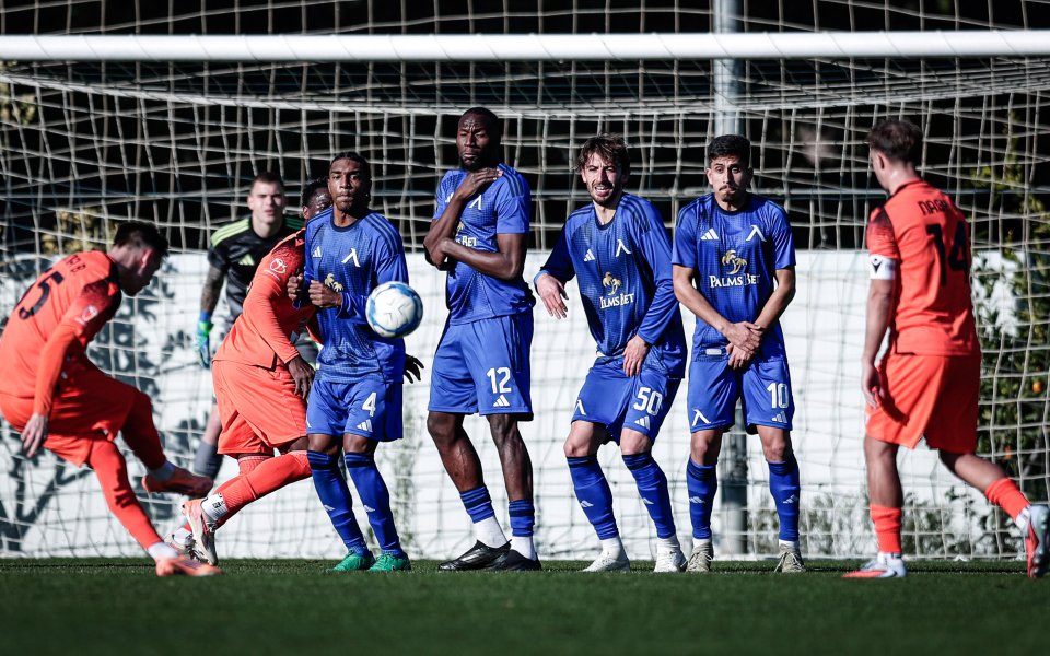 Левски не успя да спечели първата си контрола в Турция, даде и жертва