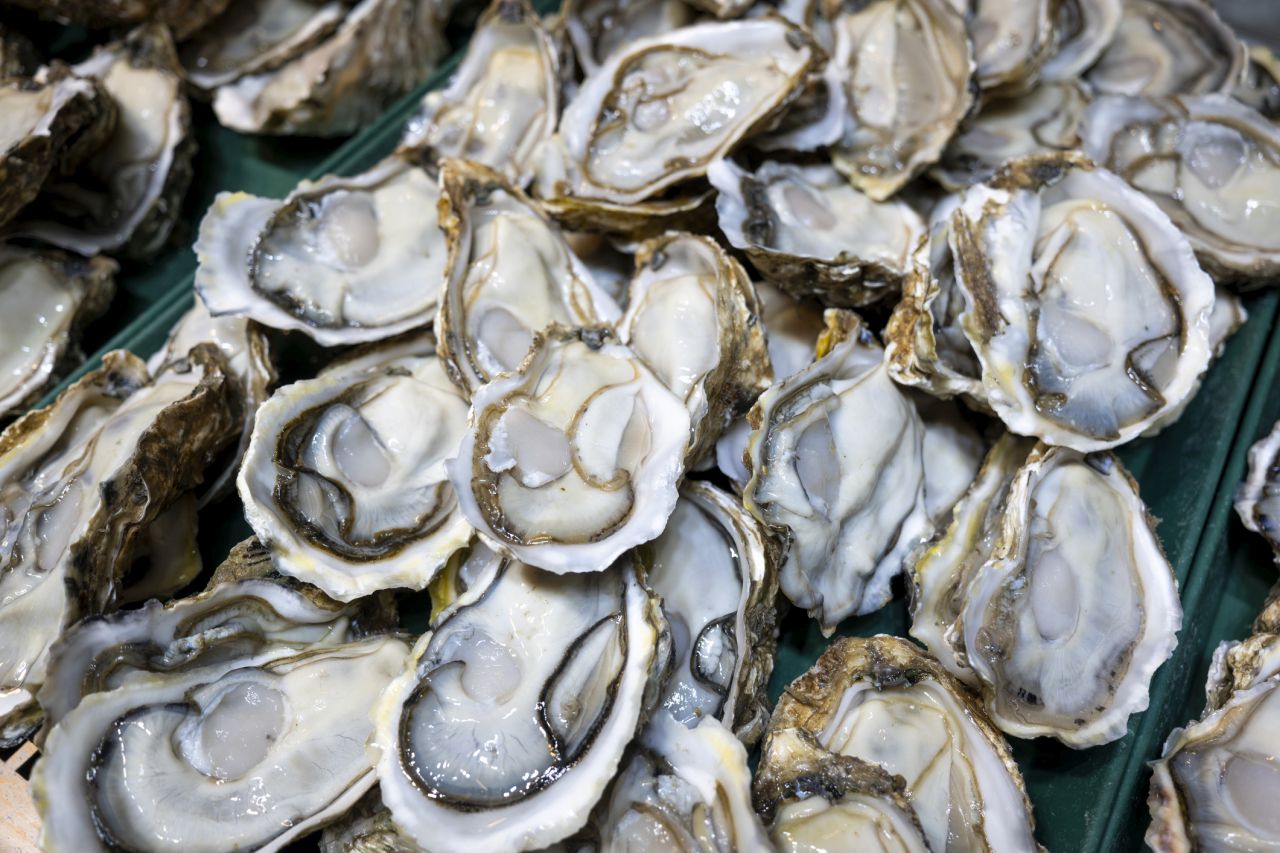 <p><strong>Стриди</strong></p>

<p>В някои части на света стридите могат да се намерят на относително приемливи цени, но като цяло те остават сред по-скъпите морски деликатеси.</p>