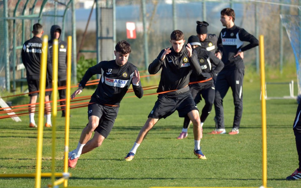 Славия завърши наравно в контрола със сърби