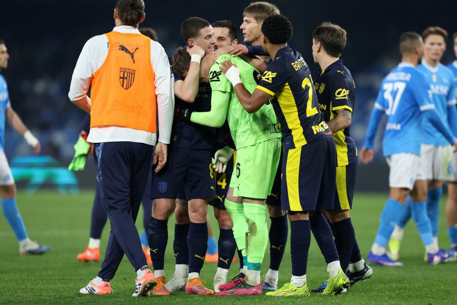 Наполи Парма1