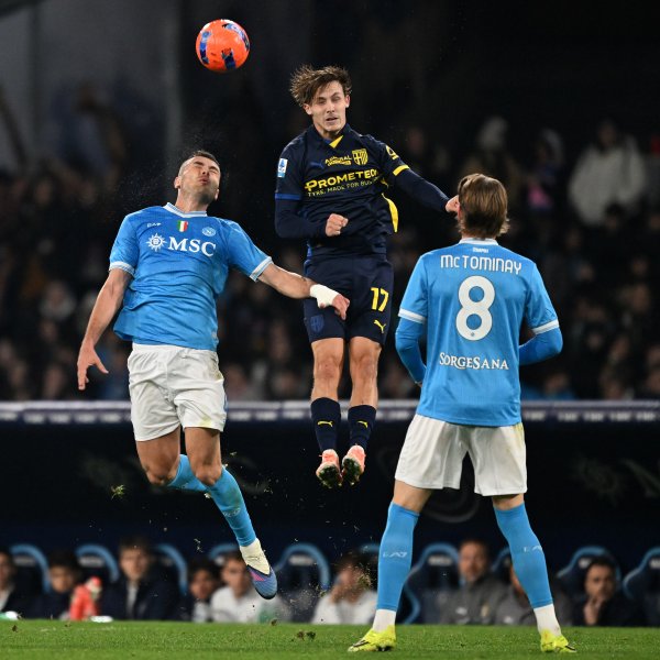 Наполи Парма1