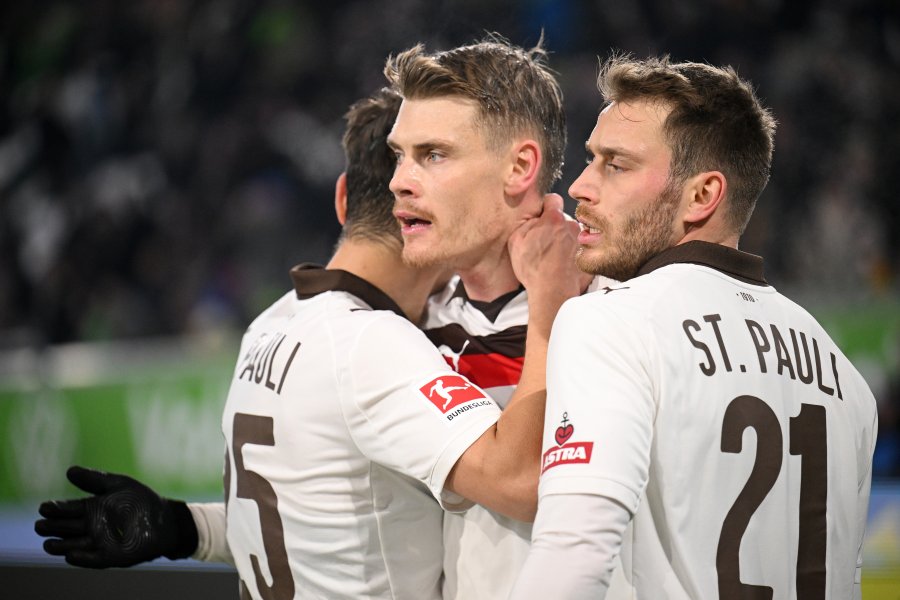 Волфсбург Санкт Паули1