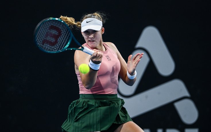 Мира Андреева удари Джойнт на турнира в Аделаида