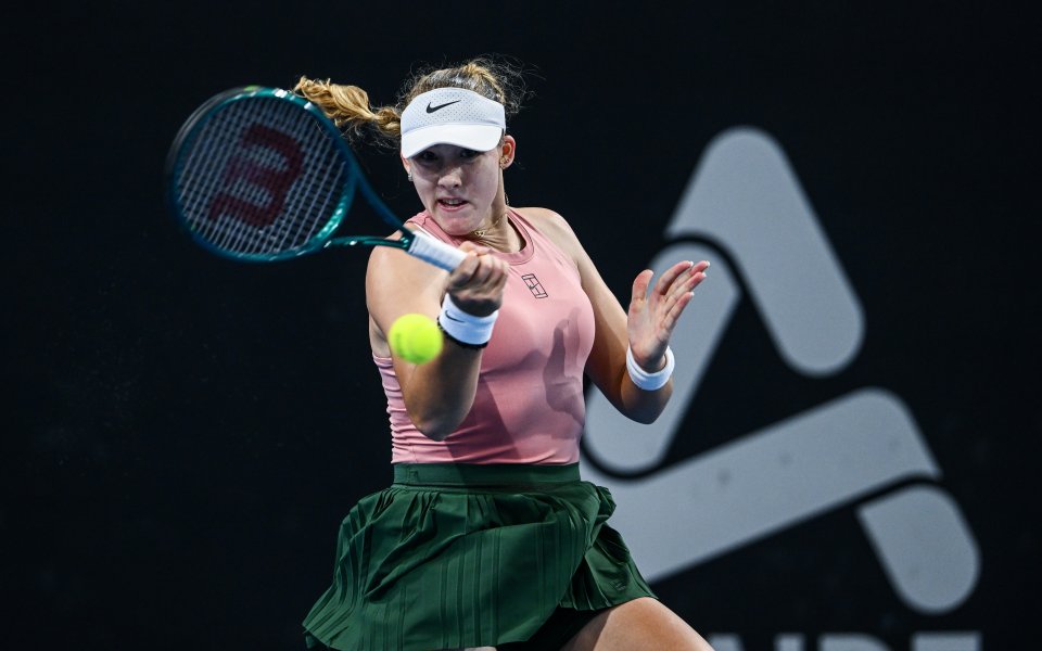 Мира Андреева удари Джойнт на турнира в Аделаида