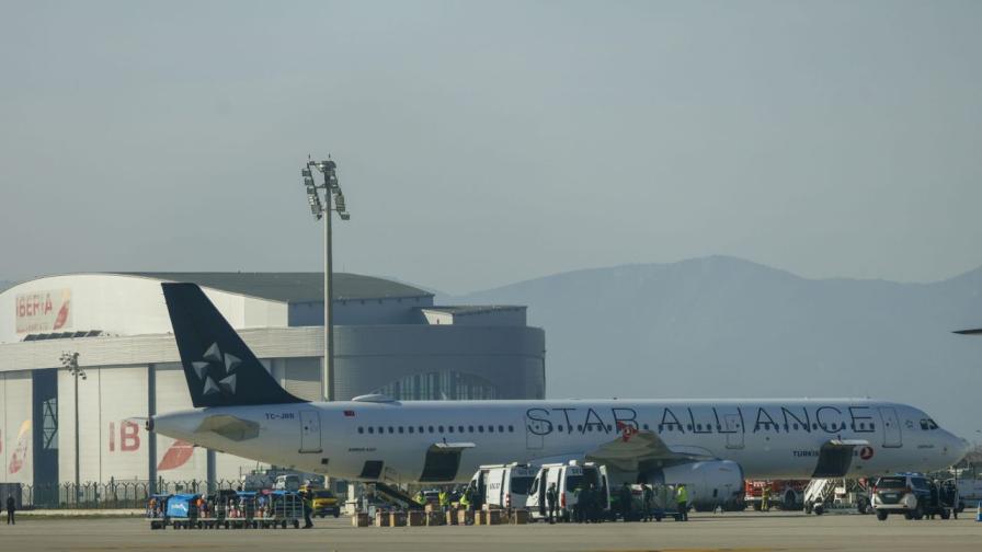 Бомбена заплаха свали турски самолет в Барселона