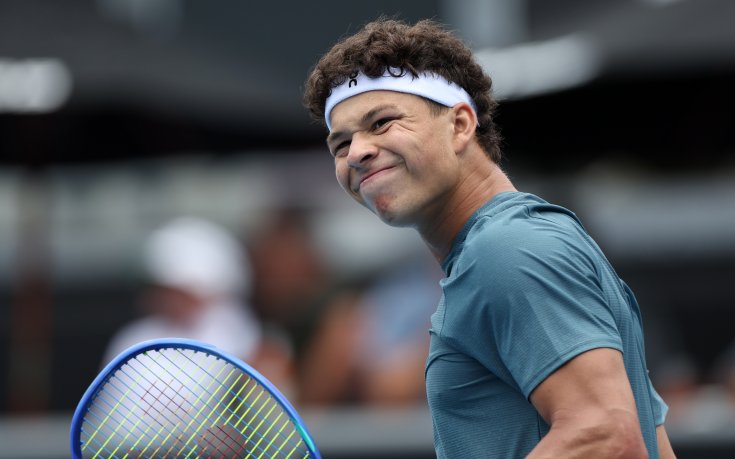 Дъждът в Оукланд спаси Бен Шелтън от отпадане