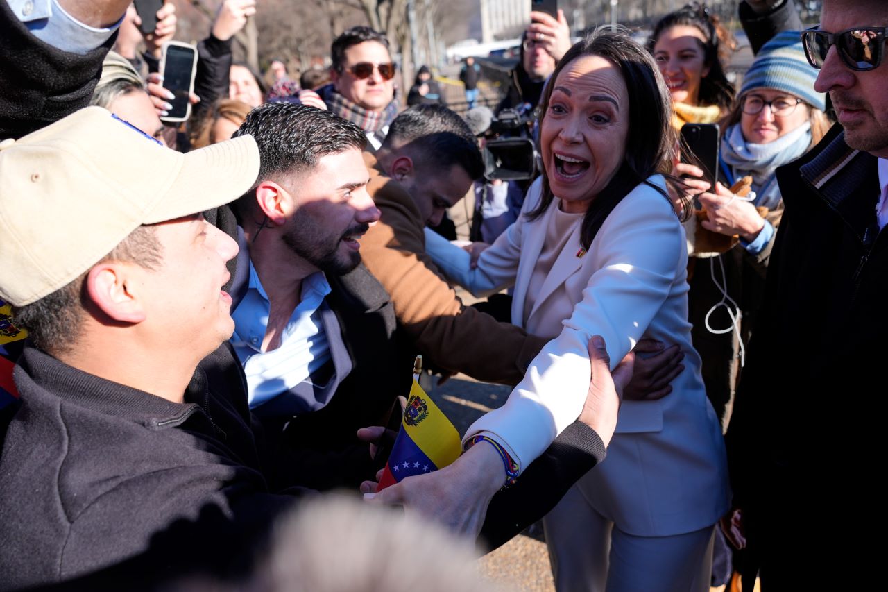 Комитетът в Осло: Нобеловата награда за мир не може да бъде отстъпена от своя лауреат