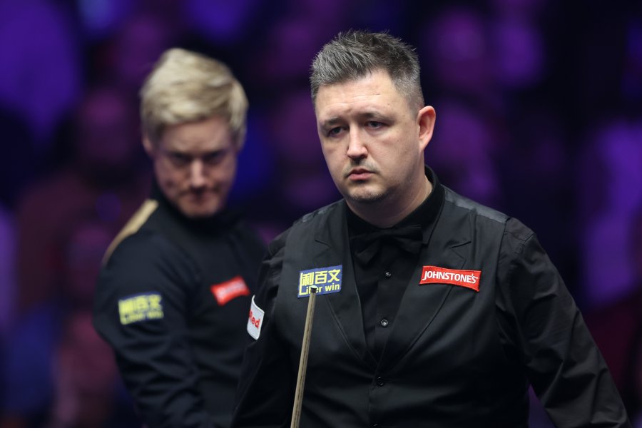 Нийл Робърстън Кайрън Уилсън1