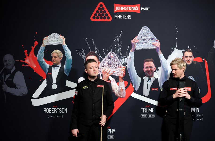 Нийл Робърстън Кайрън Уилсън1