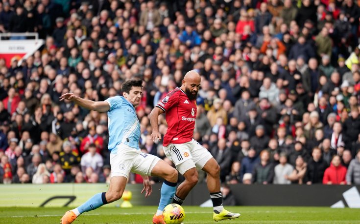 В СНИМКИ: Юнайтед прегази Сити в голямото дерби на Манчестър