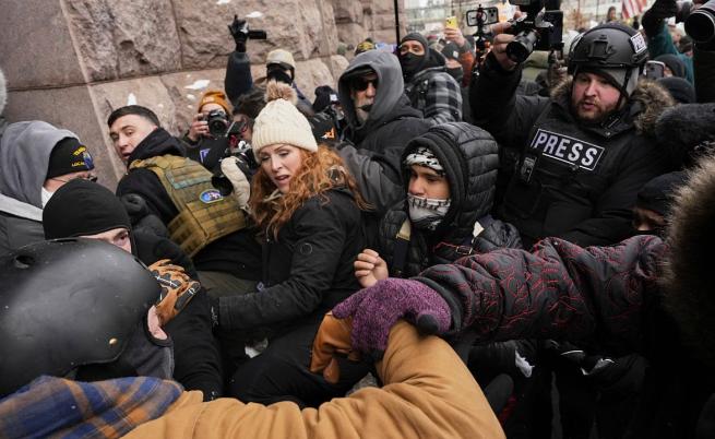 Сблъсъци в Минеаполис заради имиграционната политика на Тръмп