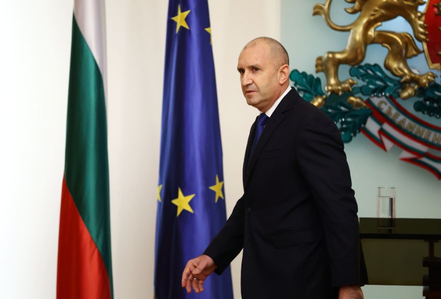 <p>Държавният глава Румен Радев с обръщение към българския народ.</p>