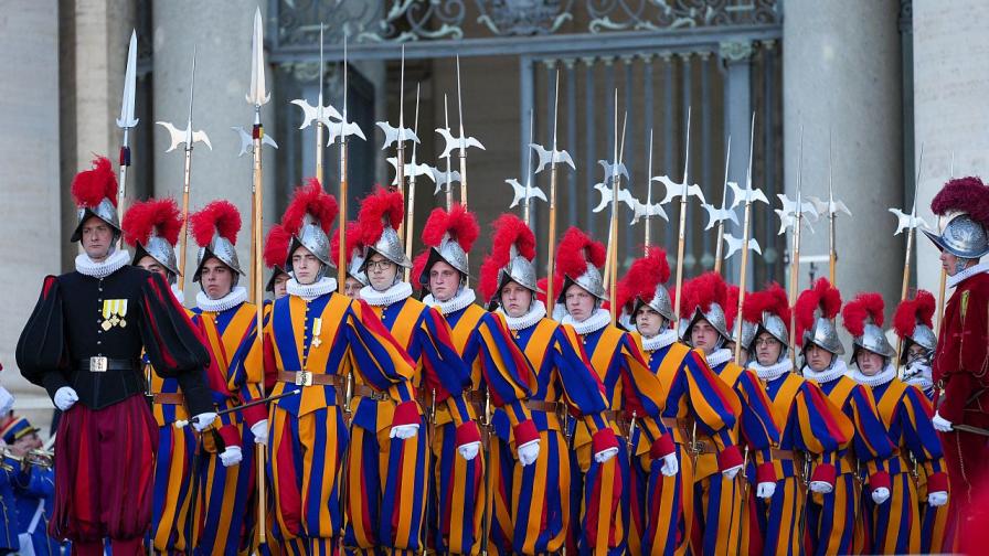 Швейцарската гвардия във Ватикана