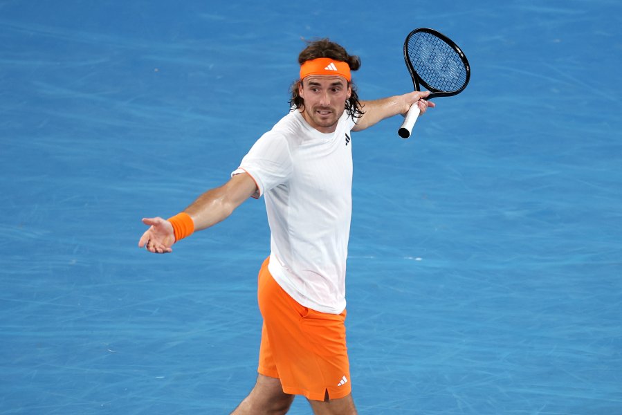 Шинтаро Мочизуки Стефанос Циципас1