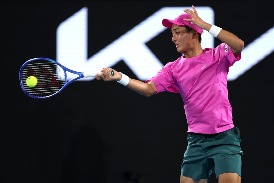 Шинтаро Мочизуки Стефанос Циципас1