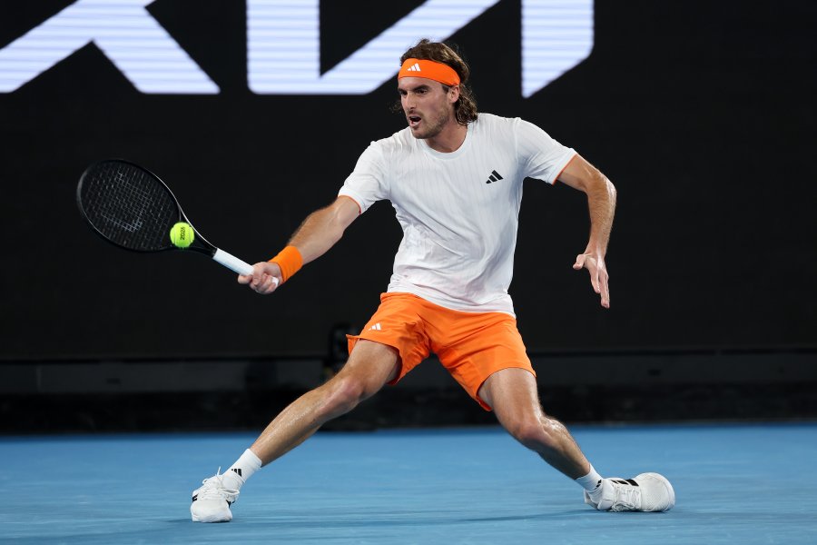 Шинтаро Мочизуки Стефанос Циципас1