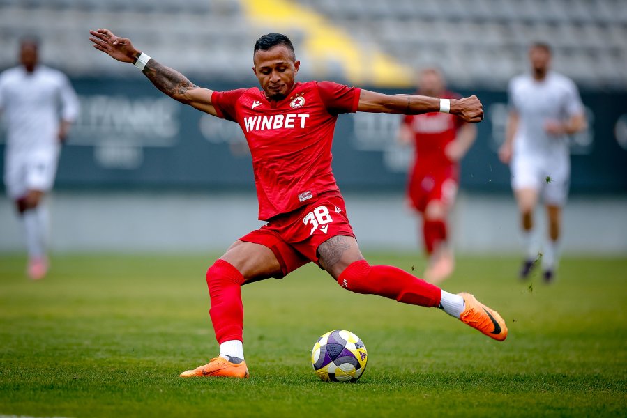 ЦСКА и ЛНЗ Черкаси1