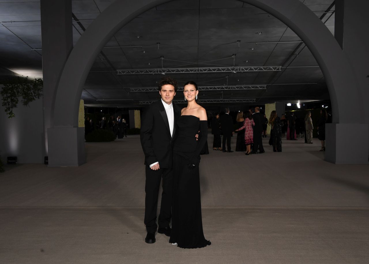 <p>Милиардерката, която разплака Виктория Бекъм: Истината за Никола Пелц в снимки</p>