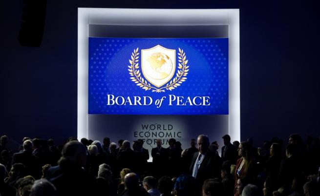 Как реагираха политиците на присъединяването на България към Съвета за мир