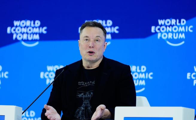 На крачка от историята: Мъск е на път да стане трилионер