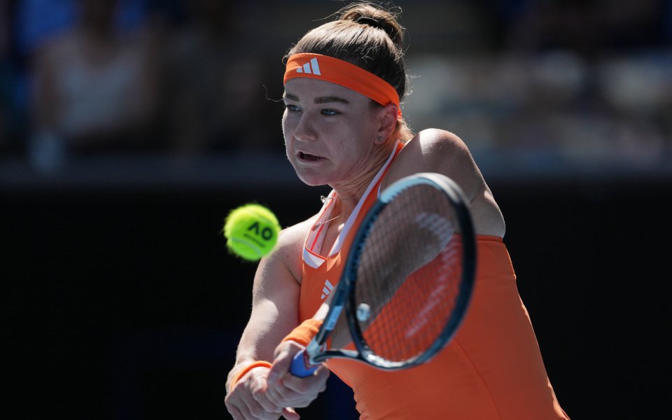 Каролина Мухова и Виктория Мбоко ще спорят за титлата в Доха