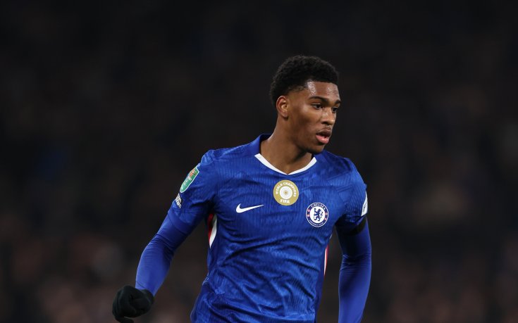 Байерн си набеляза млад и универсален защитник на Челси