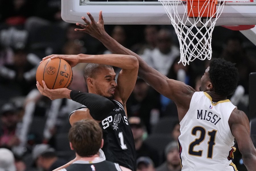 Сан Антонио Спърс Ню Орлиънс Пеликанс1