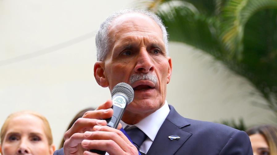 Съюзник на Тръмп положи клетва като президент на Хондурас