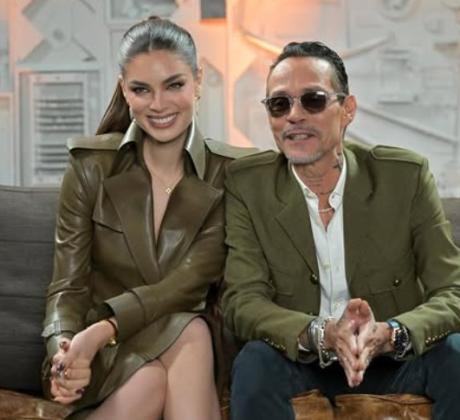 Щастието в семейството на Марк Антъни и Надя Ферейра става