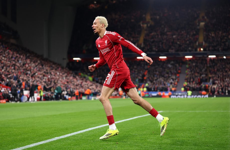 Ливърпул Карабах1