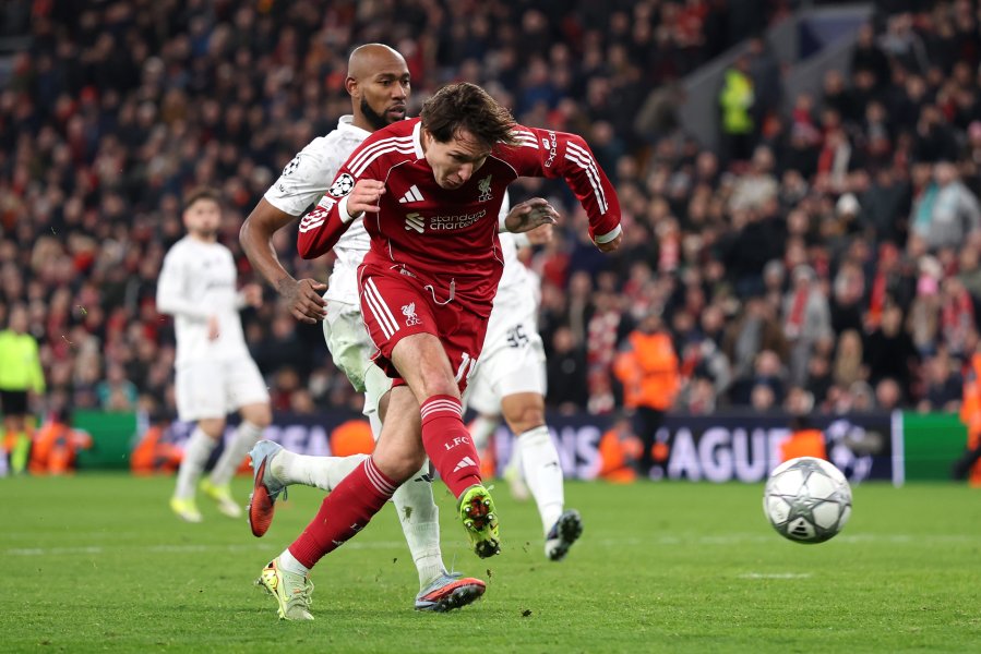 Ливърпул Карабах1